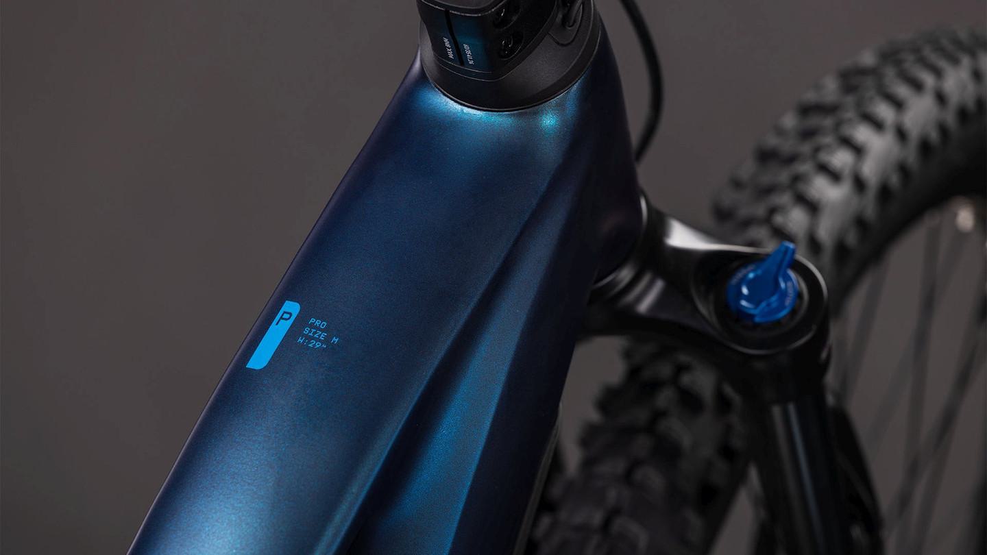 Oferta - Cube Reaction Hybrid Pro 800 2026 - Nebula / Dazzle (ÚLTIMO TAMAÑO - Grande)