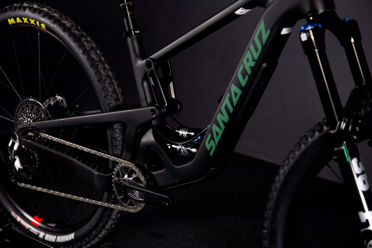 Santa Cruz Hightower C 90 2026 - Negro Mate