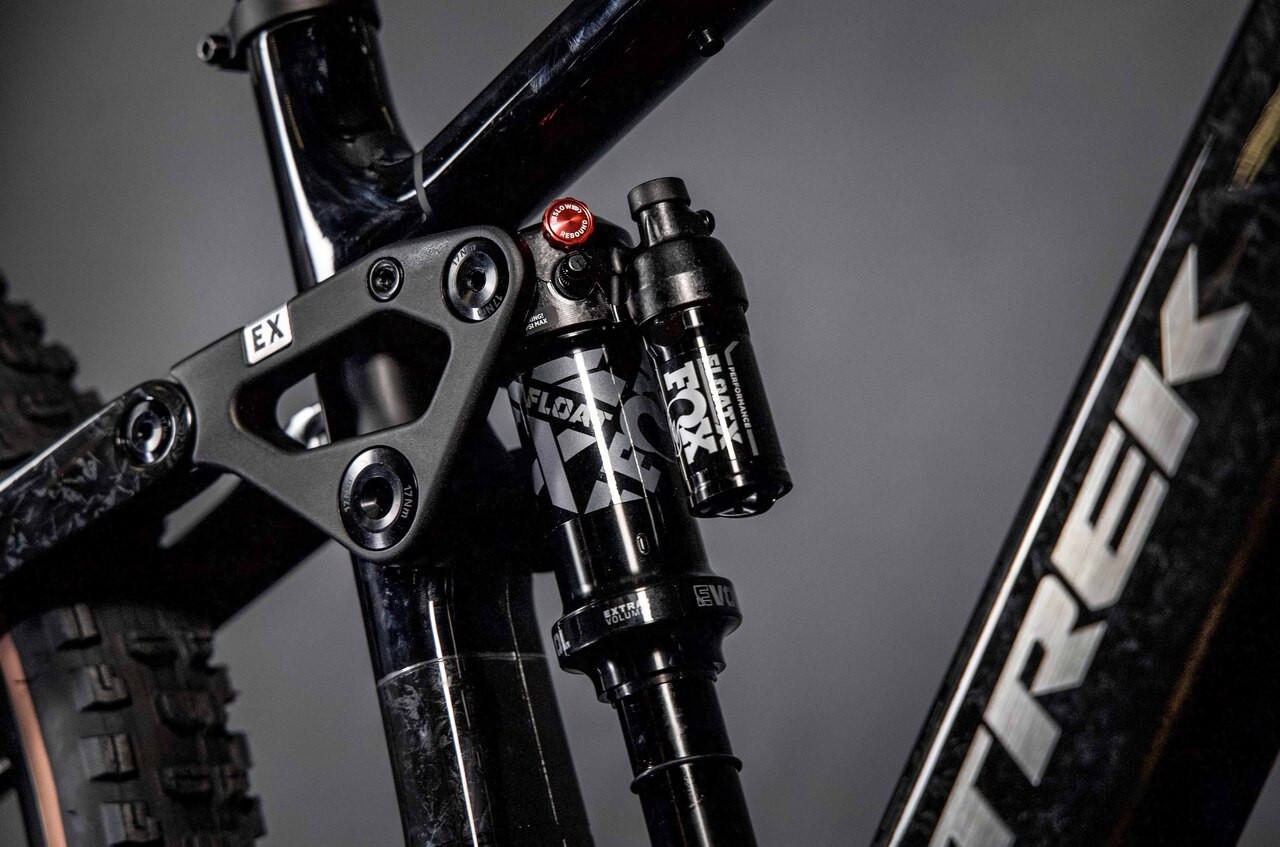 - Trek Fuel+ EX 9.7 Gen 2 2026 - Humo / Gris Litio