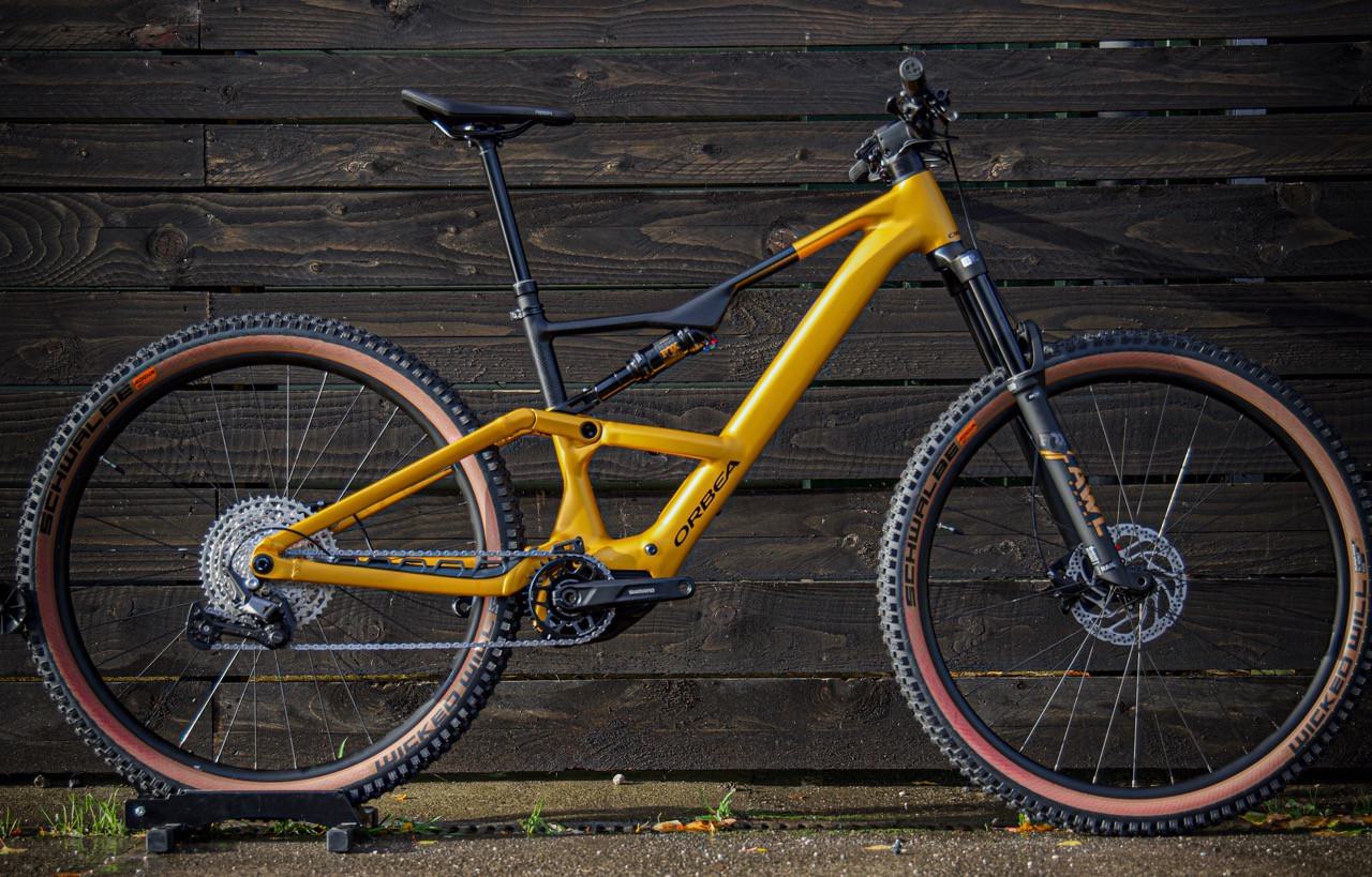 | Orbea Rise LT H20 2026 (Mk 4) 630Wh - Amarillo Abeja/Negro